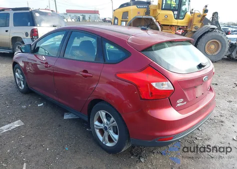 2013 Ford Focus Se z USA, uszkodzony, nr VIN 1FADP3K22DL327040